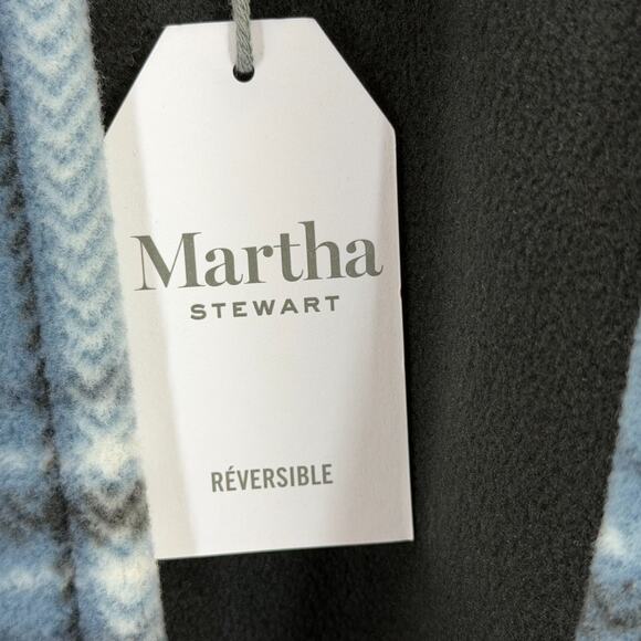 Martha Stewart Poncho One Size Blue Plaid Reversible Cape Open Front Shawl Ruana - Picture 8 of 11